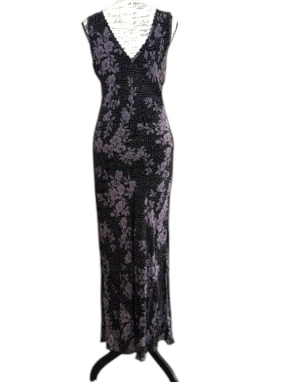 Majick Vintage Maxi Dress with Lavender Floral - Picture 3 of 8
